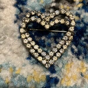 Rhinestone Double Heart Brooch Pin